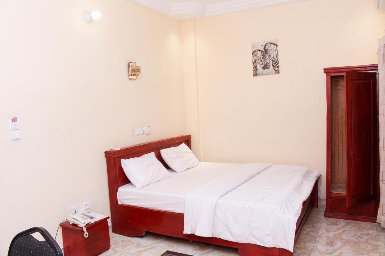Glory Palace Hotel โกโตนู ภายนอก รูปภาพ